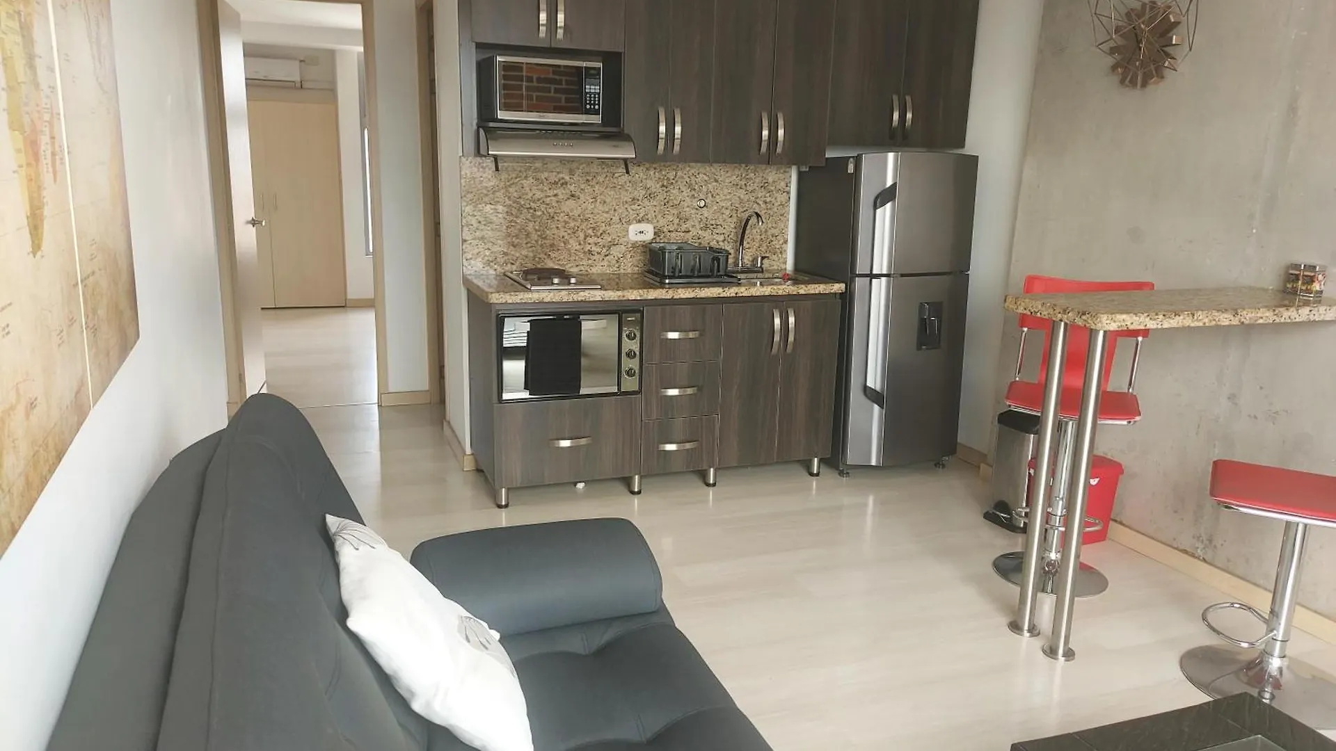 Apartasuites Av Medellin Apartment