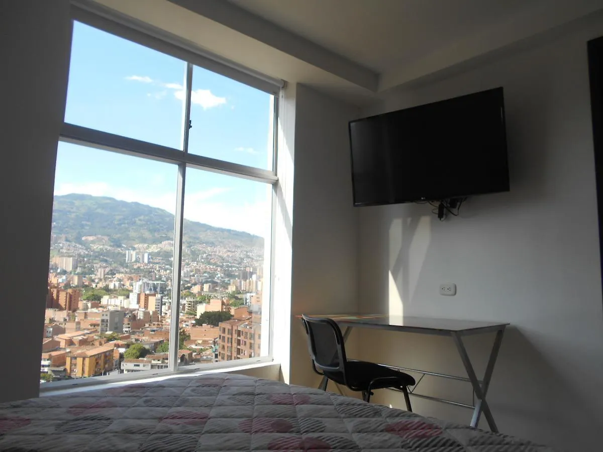 Apartasuites Av Medellin Apartment